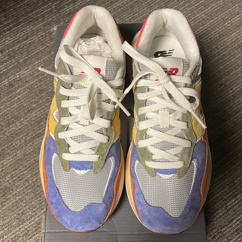 57/40 New Balance Silver Mink Blue. Color silver mink/wheat field blue.